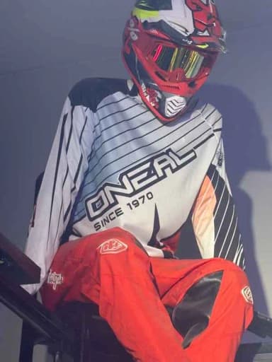 تصویر آگهی شماره 10