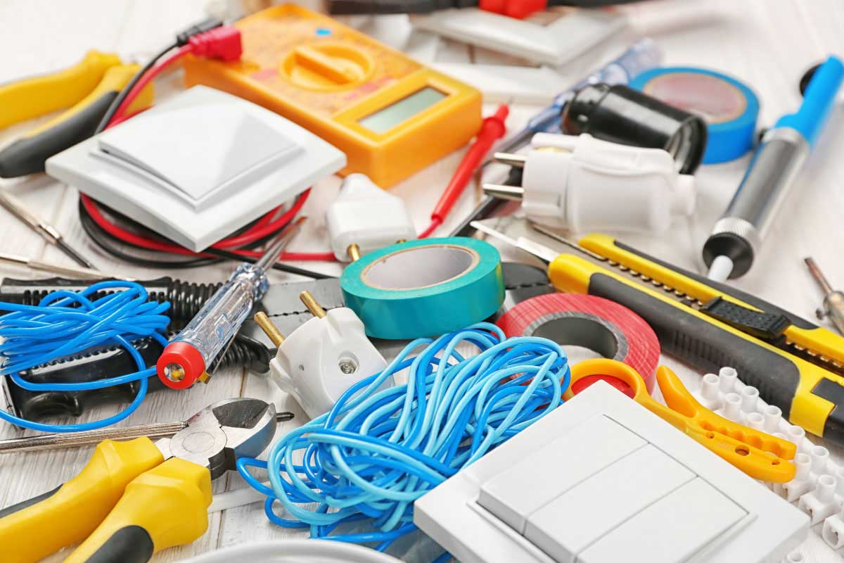 فروشگاه الکتریکی و کالای برق در تبریز