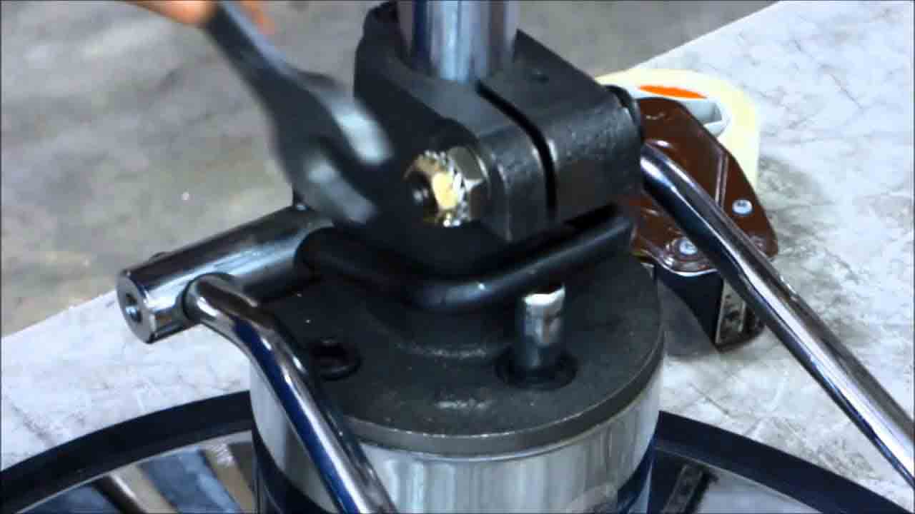 بهترین تعمیرات صندلی اداری و آرایشگاهی در تهران