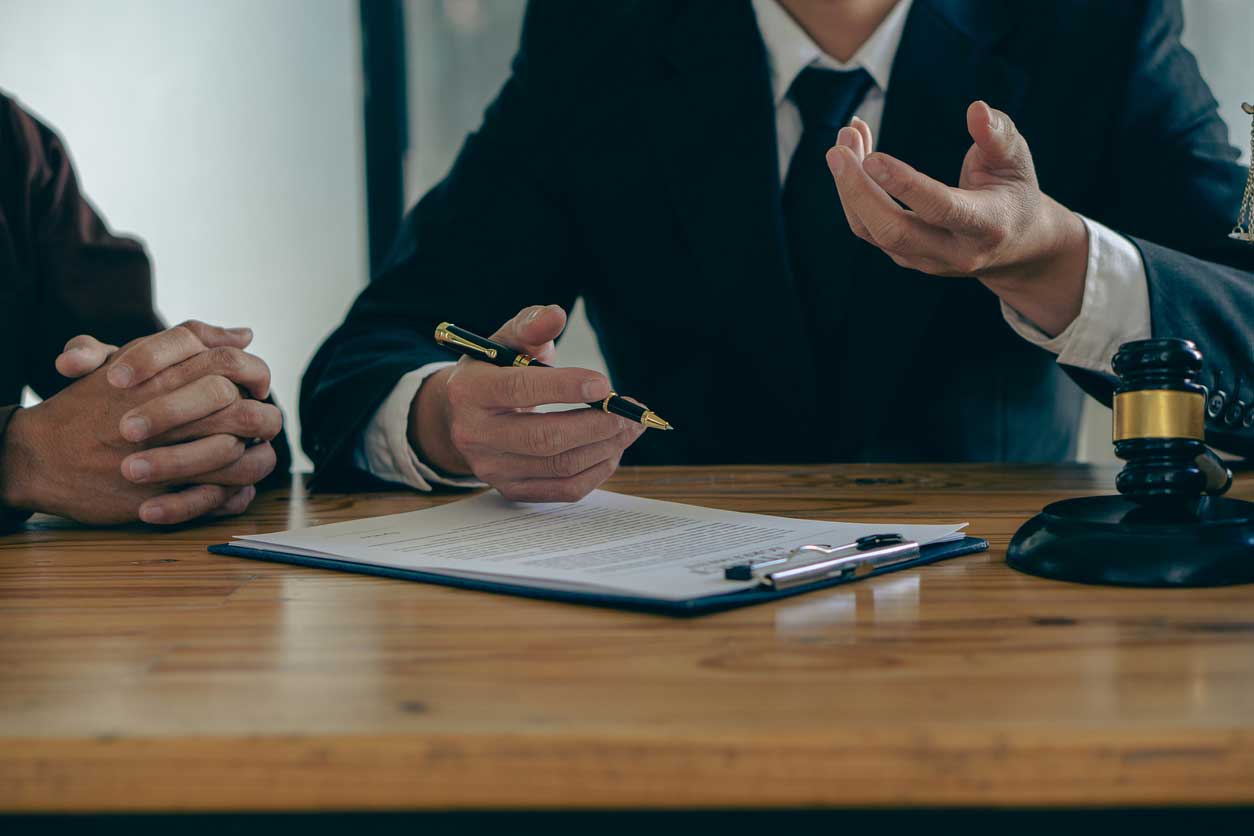 بهترین وکیل پایه یک دادگستری در تبریز