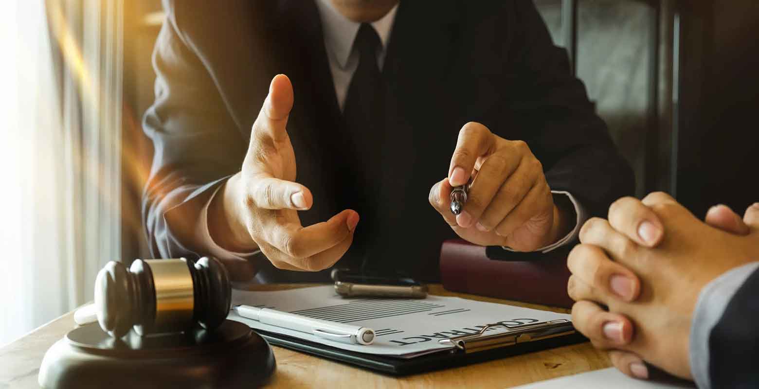 بهترین وکیل پایه یک دادگستری در تبریز
