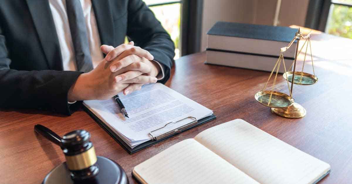 بهترین وکیل پایه یک دادگستری در تهران