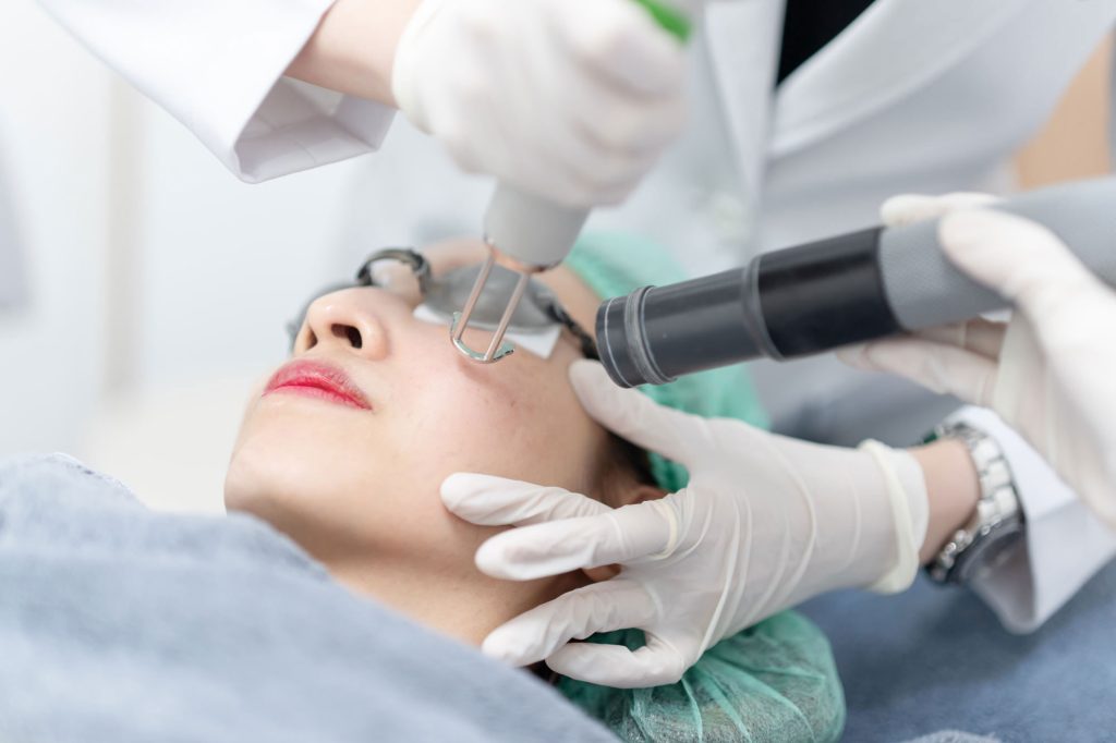 بهترین کلینیک و مرکز لیزر در کرج