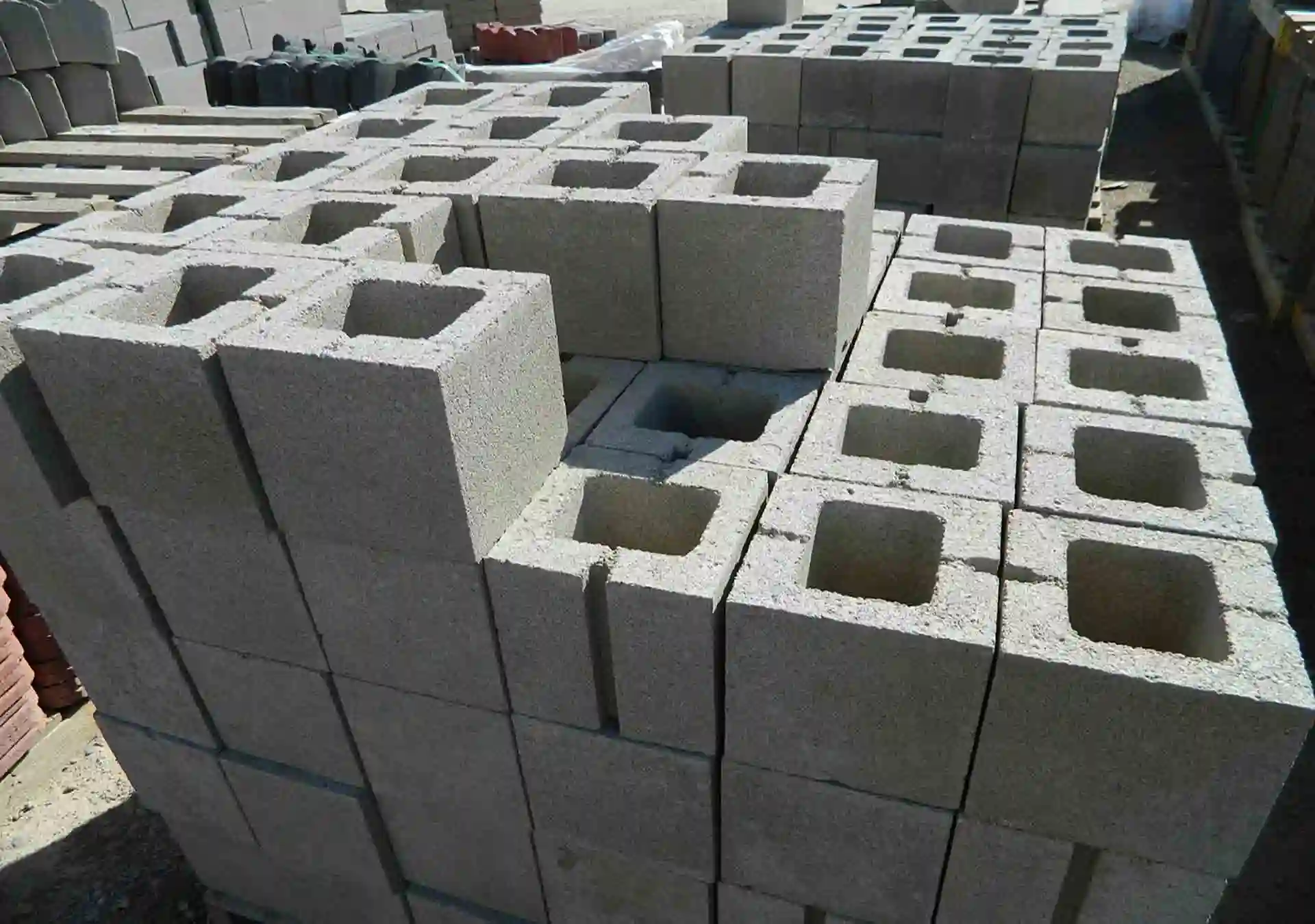 بلوک سیمانی و جدول بتنی در کرج